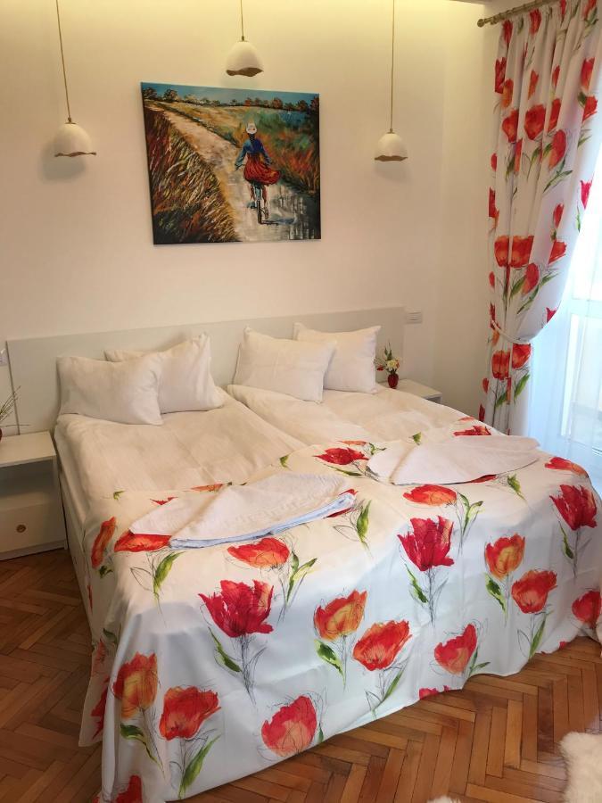 Victoria Luxury Apartment 11 Boekarest Buitenkant foto